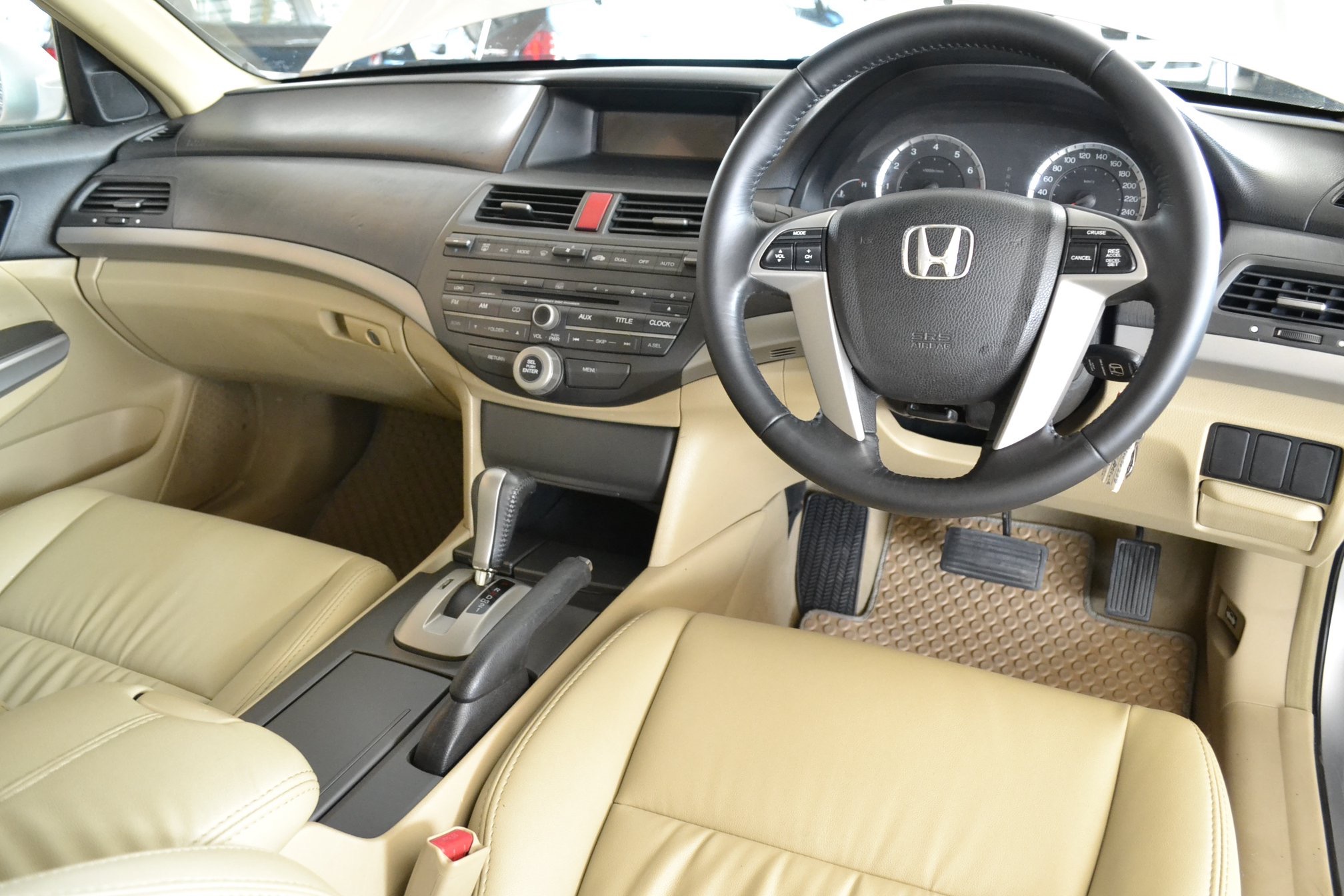 Honda Accord Gen 8 ปี 2008 สีเทา (รูปที่ 3)