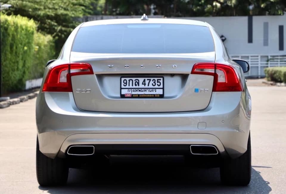 Volvo S60 ปี 2016 สีเงิน (รูปที่ 3)
