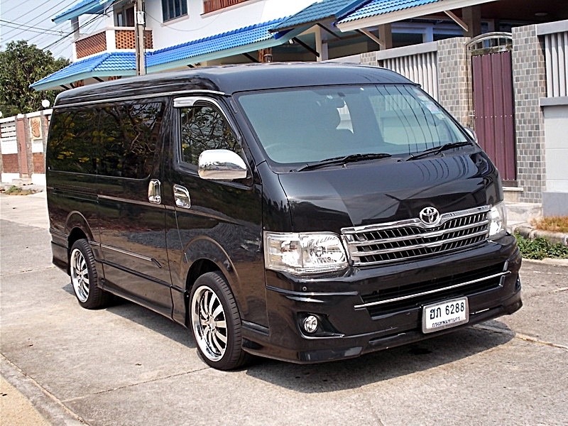 Toyota Ventury ปี 2013 สีดำ (รูปที่ 3)