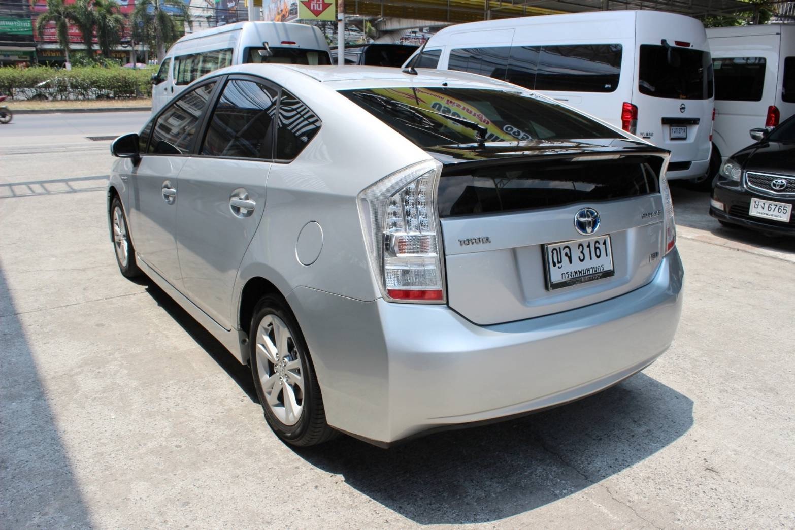 Toyota Prius ปี 2011 สีเงิน (รูปที่ 14)