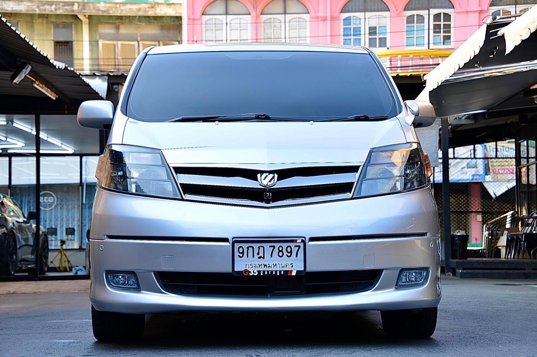 Toyota Alphard ปี 2007 สีเงิน