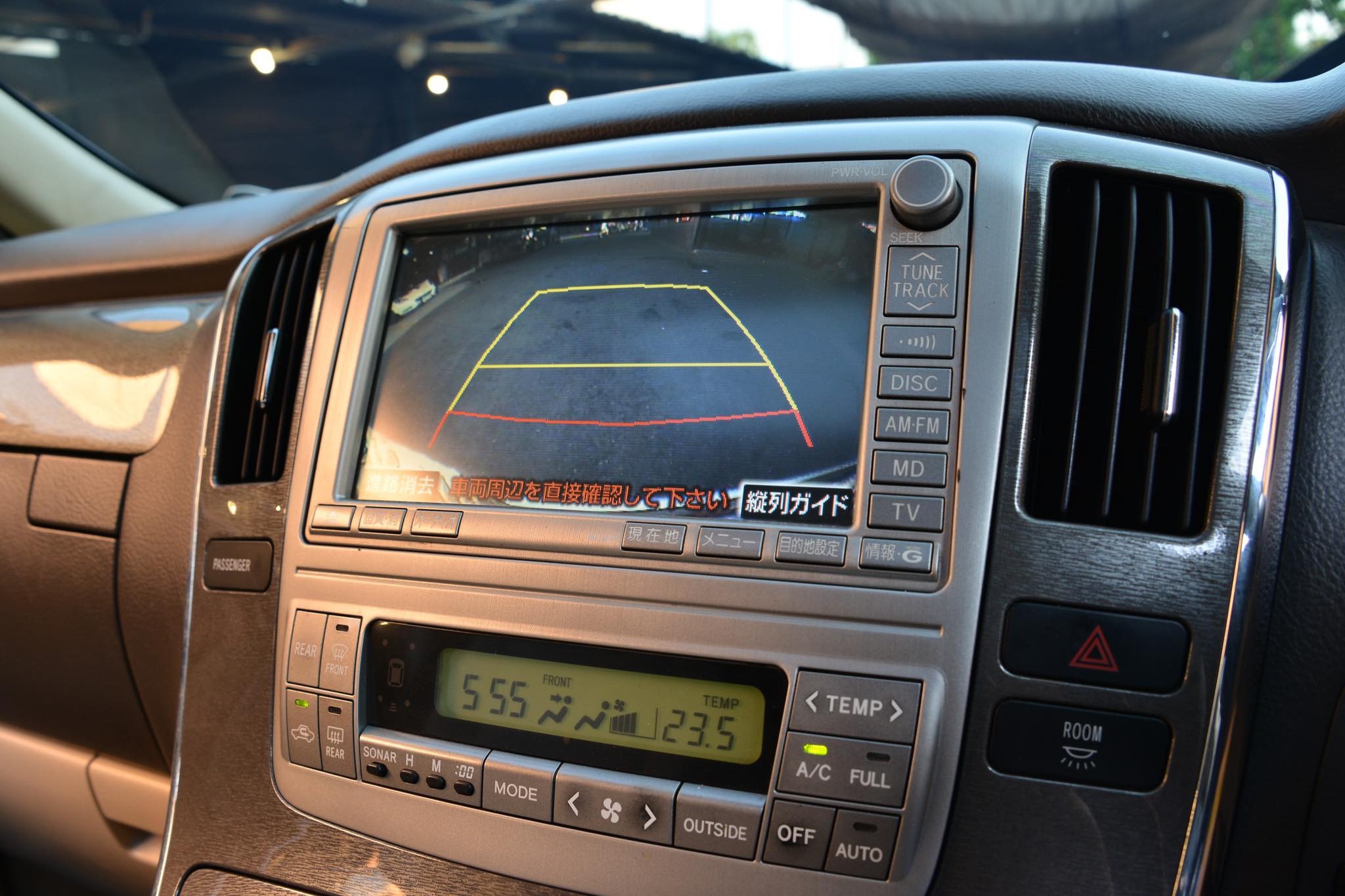 Toyota Alphard ปี 2007 สีเงิน (รูปที่ 20)