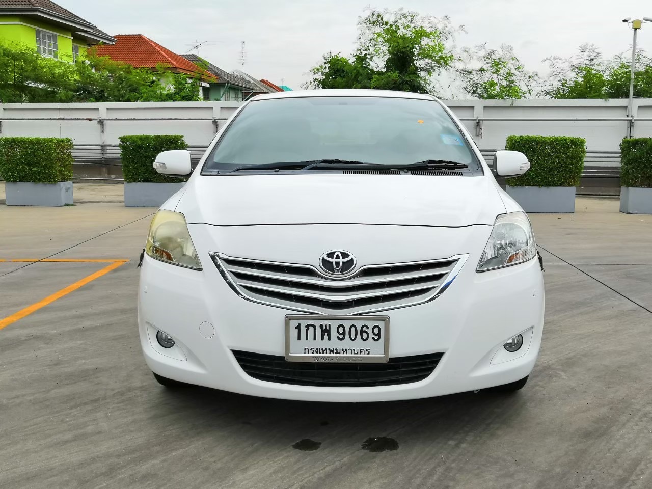 Toyota Vios ปี 2011 สีขาว