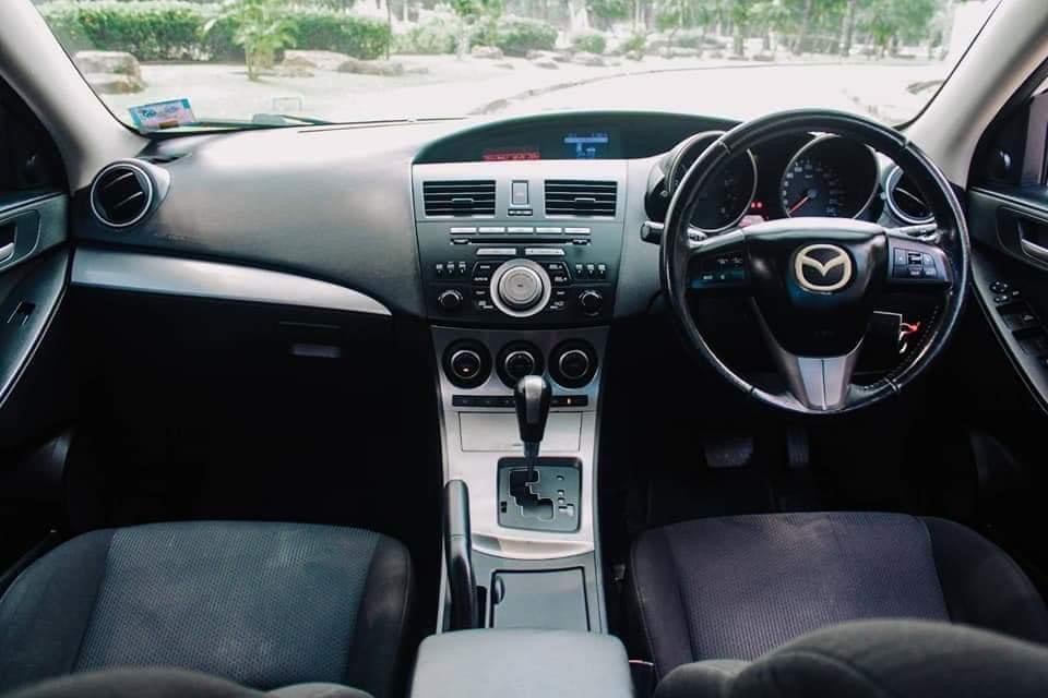Mazda 3 ปี 2012 สีขาว (รูปที่ 9)