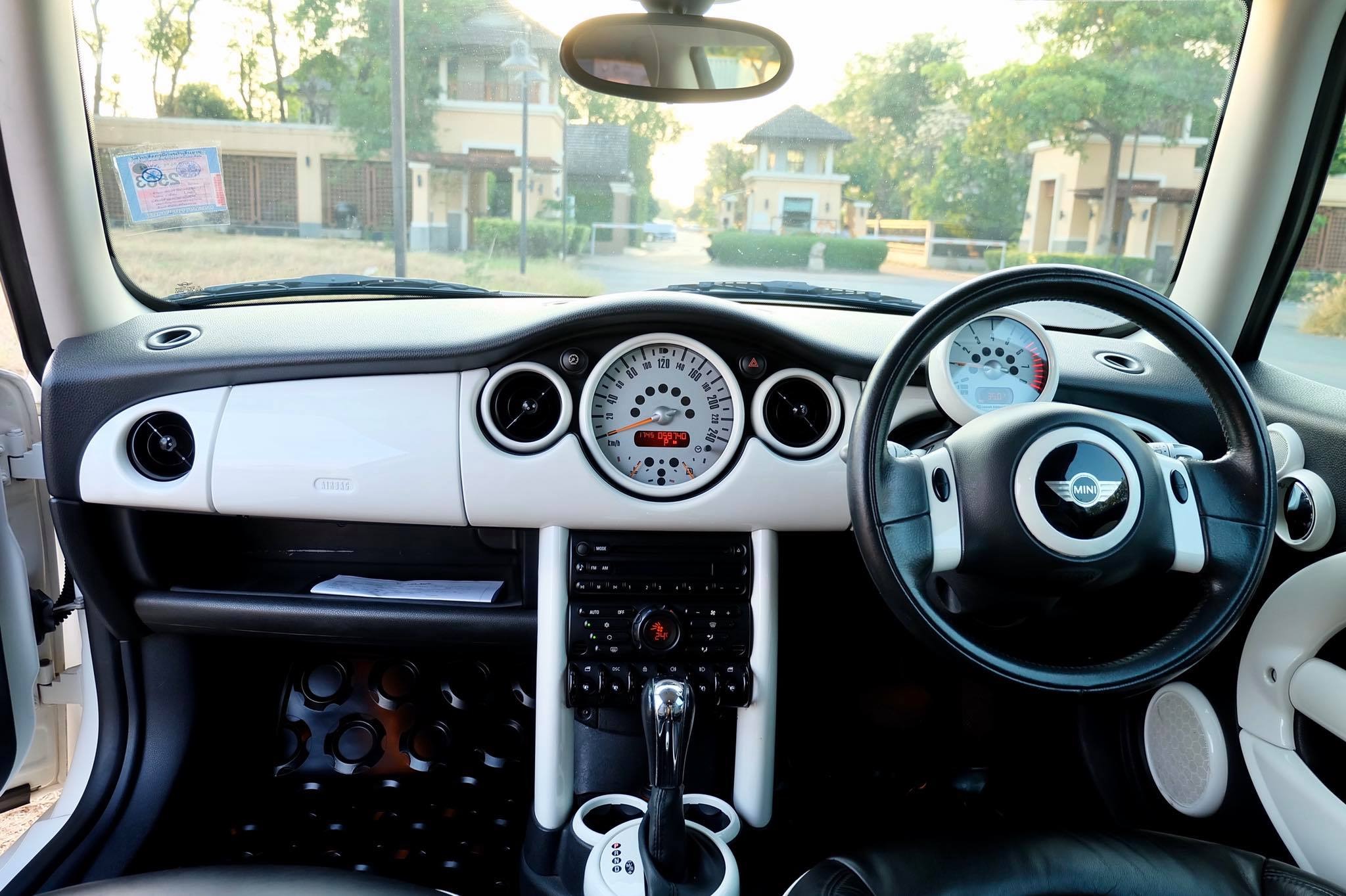 Mini Cooper (Hatch) R50 ปี 2003 สีขาว (รูปที่ 10)
