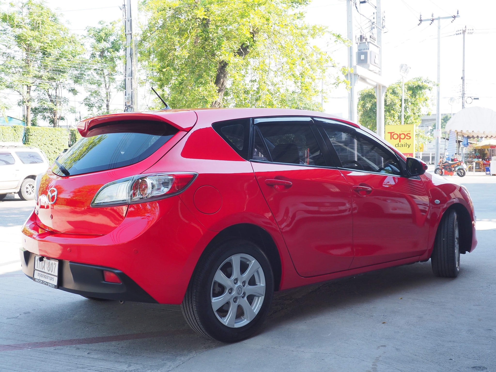 Mazda 3 ปี 2013 สีแดง