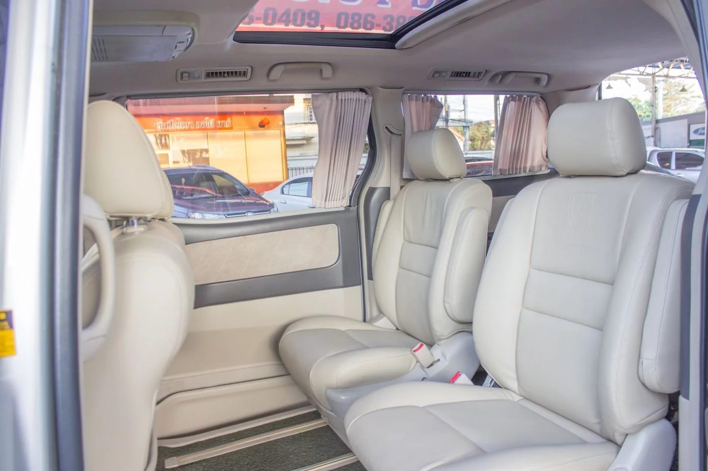 Toyota Alphard ปี 2002 สีเทา (รูปที่ 11)