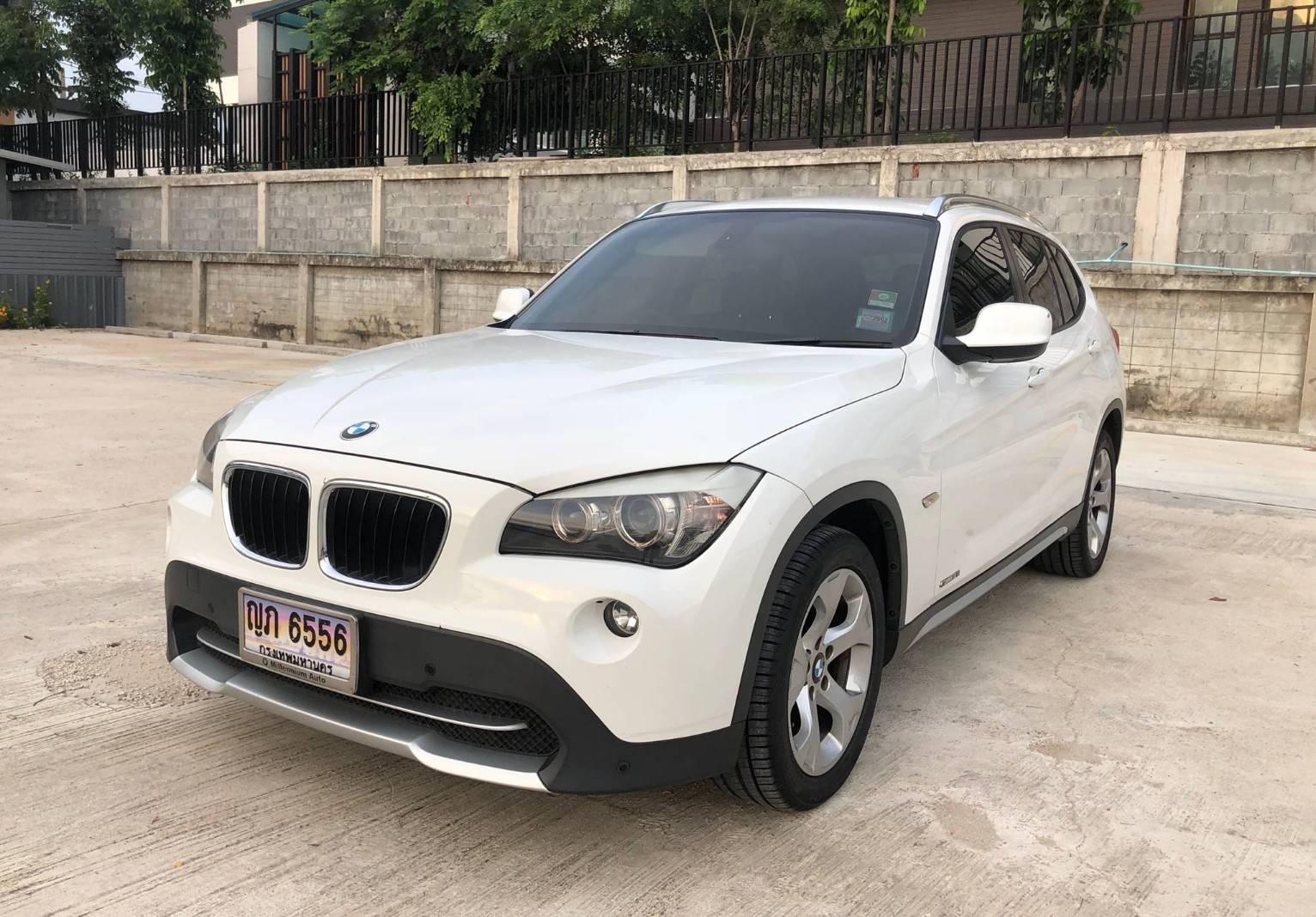 BMW X1 E84 ปี 2012 สีขาว