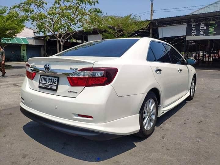 Toyota Camry ปี 2015 สีขาว (รูปที่ 6)