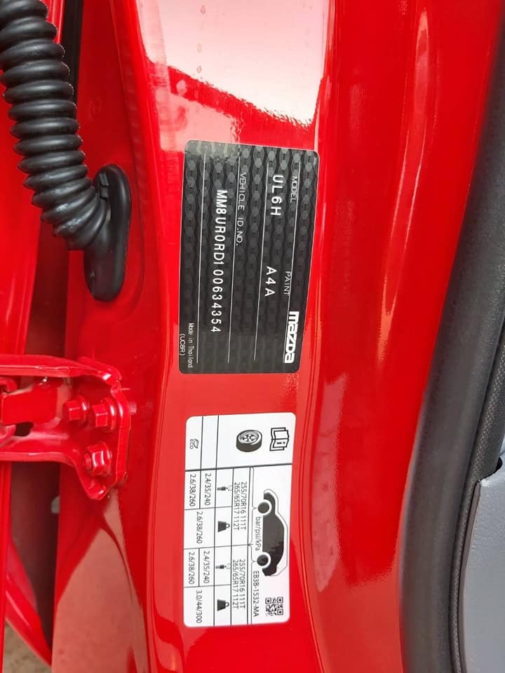 Mazda BT-50 PRO Free Style Cab ปี 2017 สีแดง
