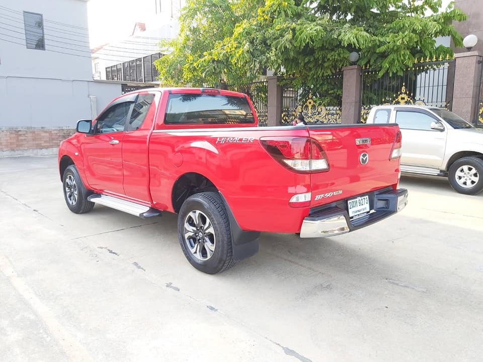 Mazda BT-50 PRO Free Style Cab ปี 2017 สีแดง