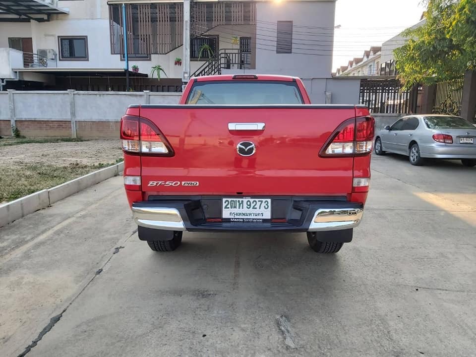 Mazda BT-50 PRO Free Style Cab ปี 2017 สีแดง