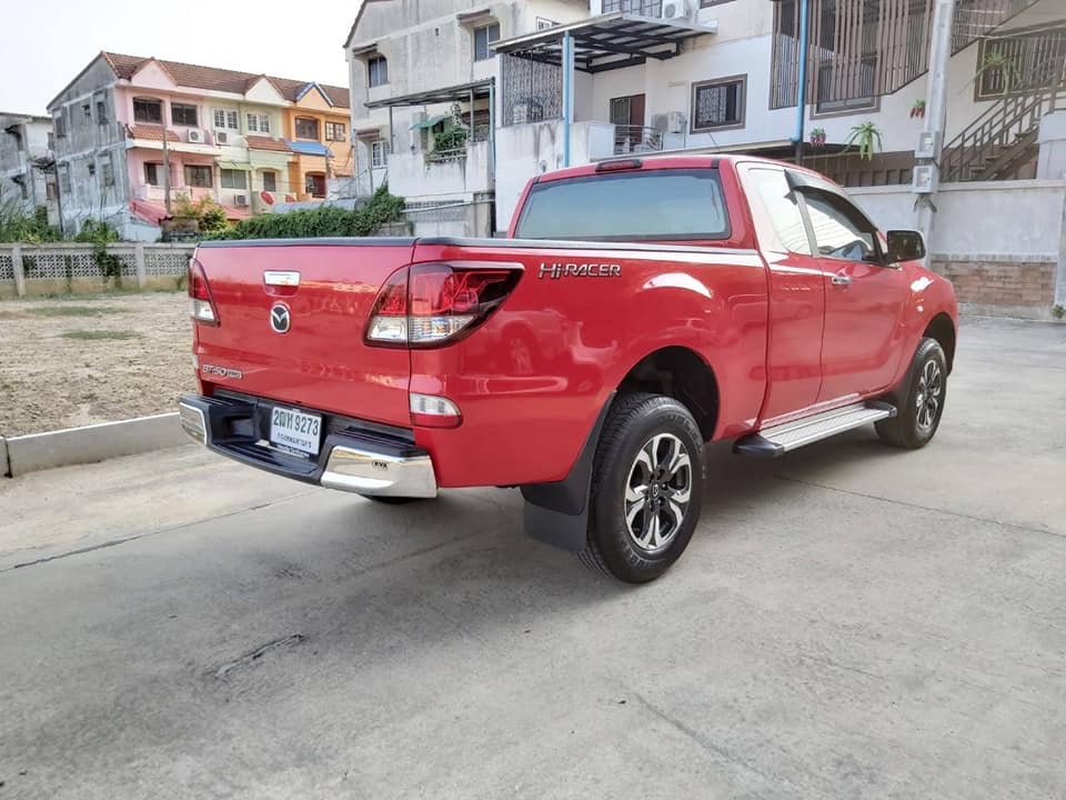 Mazda BT-50 PRO Free Style Cab ปี 2017 สีแดง (รูปที่ 2)