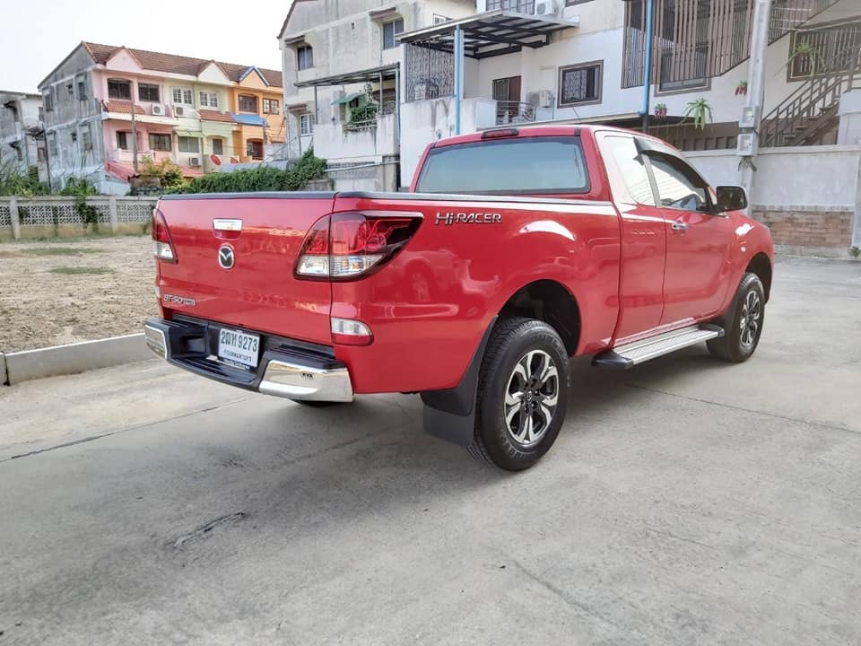 Mazda BT-50 PRO Free Style Cab ปี 2017 สีแดง