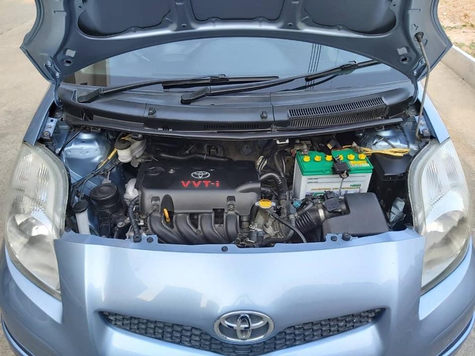 Toyota Yaris ปี 2011 สีฟ้า (รูปที่ 15)