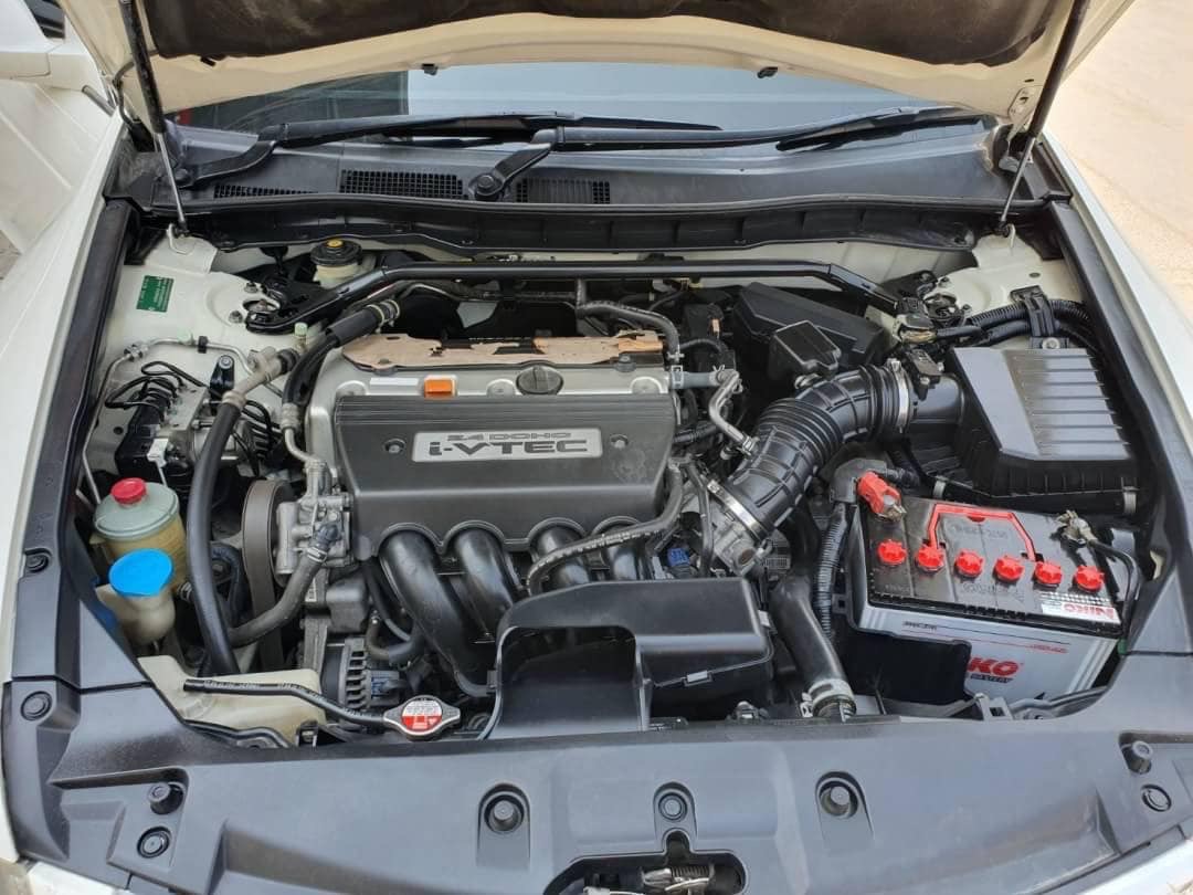 Honda Accord Gen 8 ปี 2011 สีขาว (รูปที่ 14)
