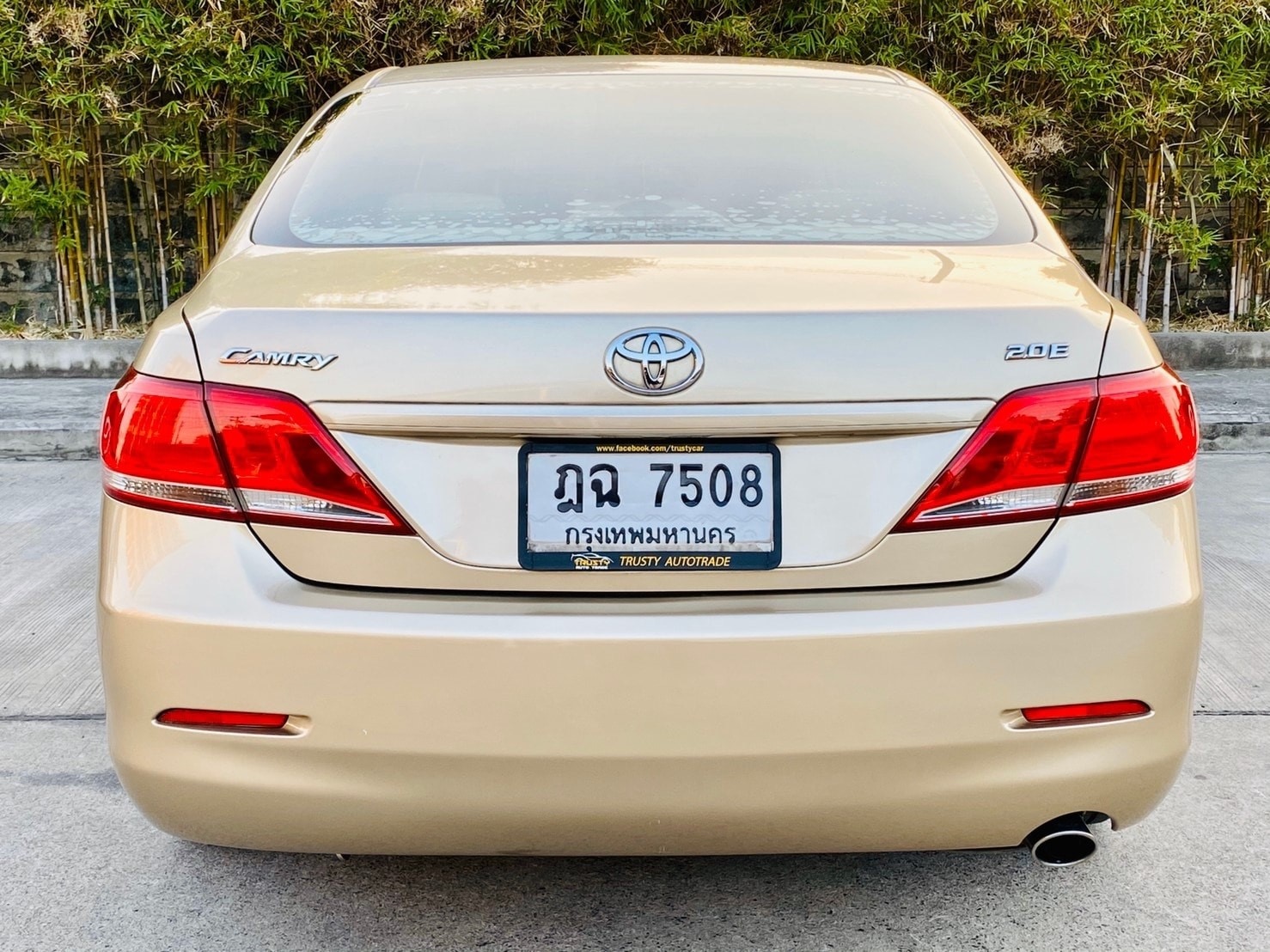 Toyota Camry ปี 2010 สีทอง (รูปที่ 4)