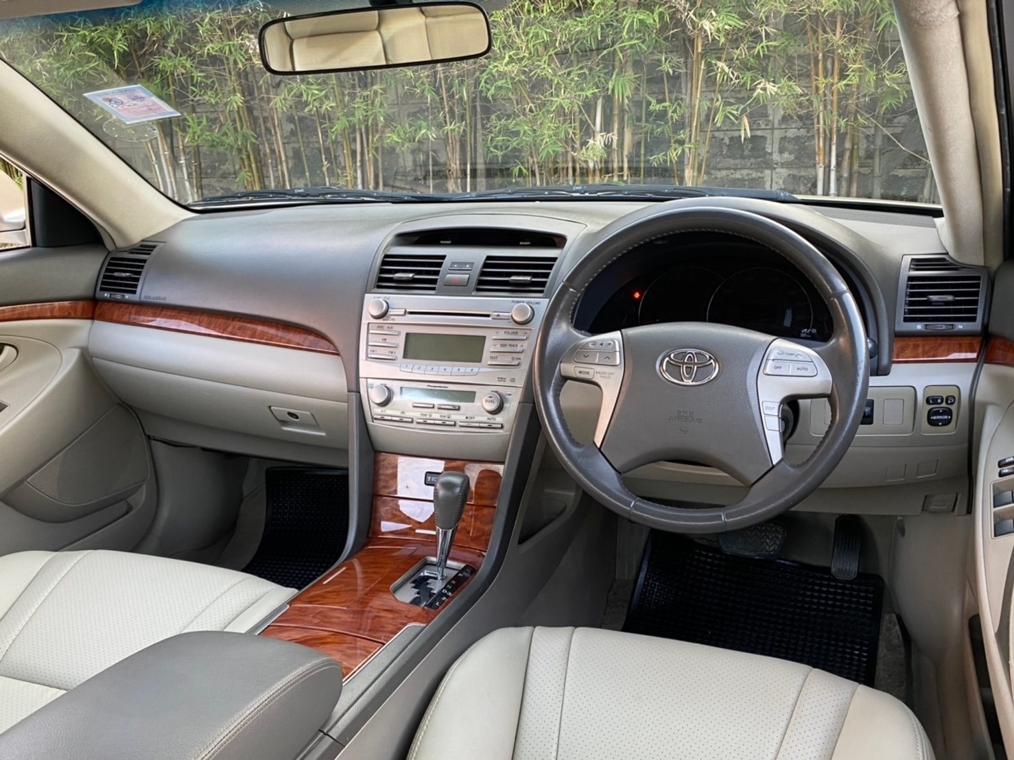 Toyota Camry ปี 2010 สีทอง (รูปที่ 6)