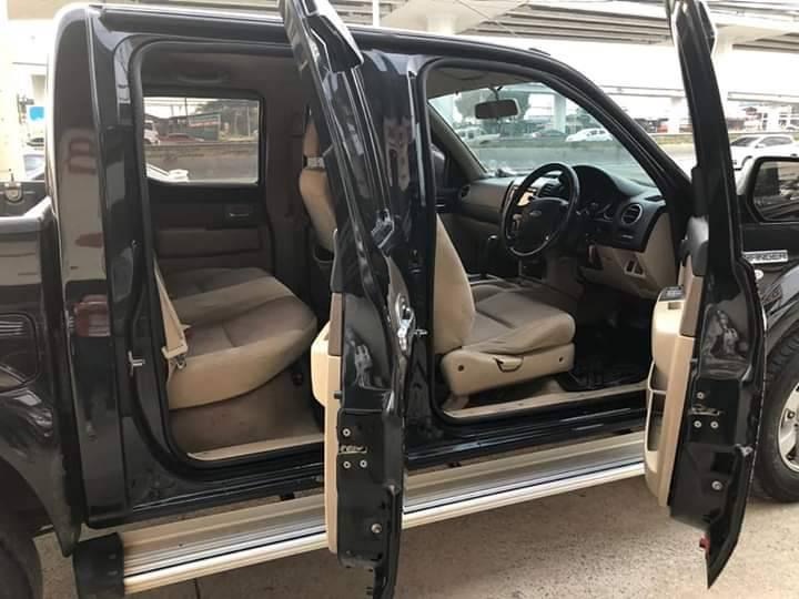 Ford Ranger 4 ประตู ปี 2008 สีดำ (รูปที่ 10)