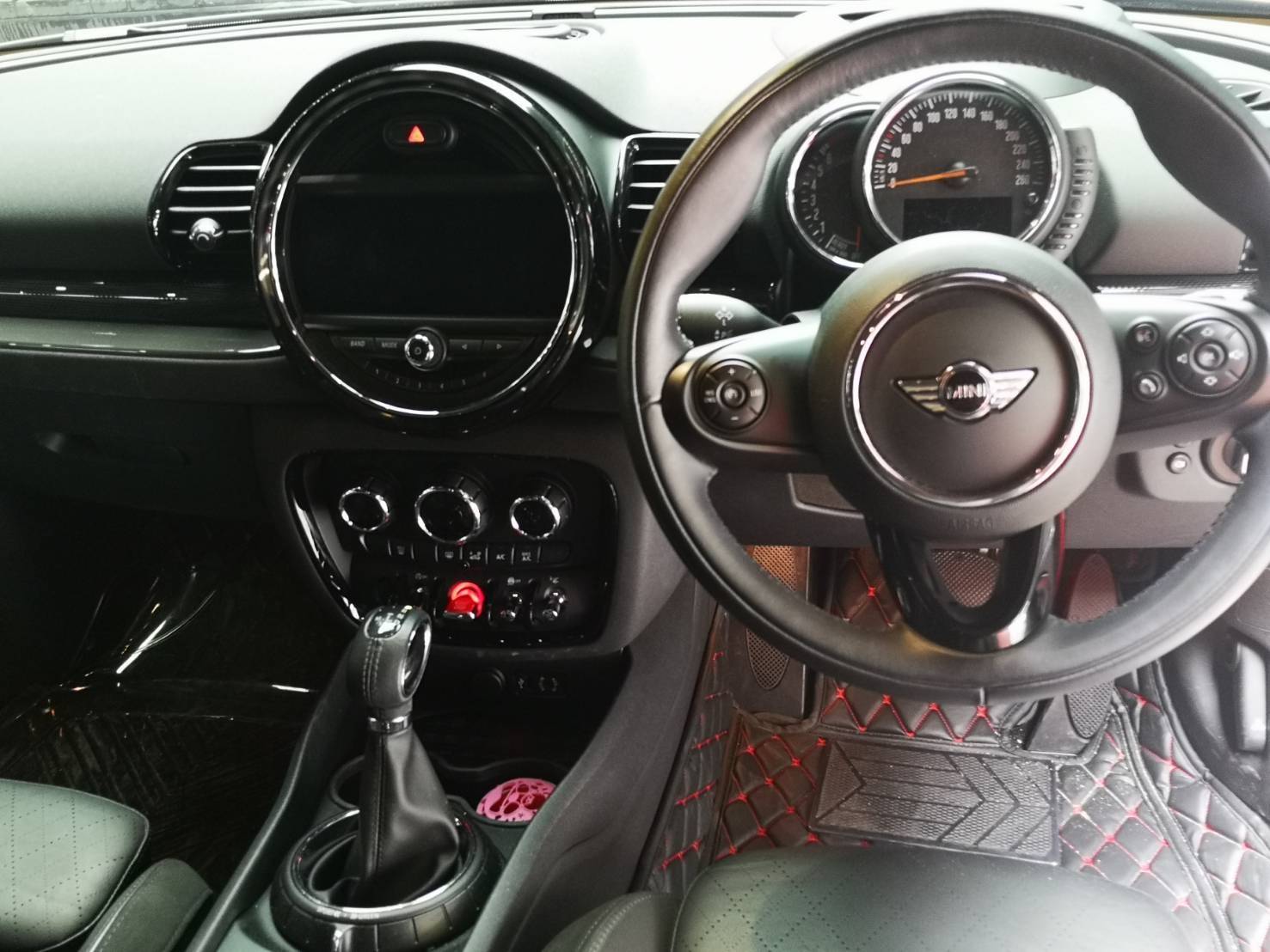 Mini Clubman F54 ปี 2017 สีแดง (รูปที่ 11)