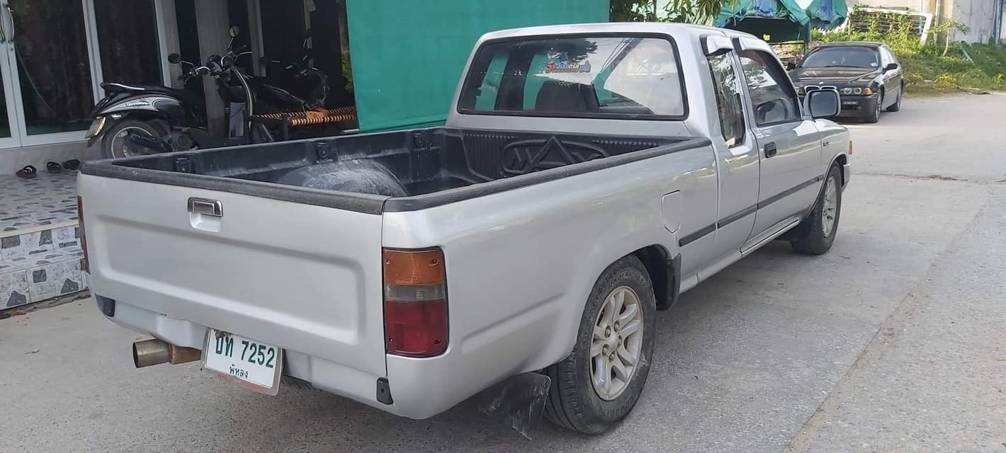Toyota Hilux Mighty-x ปี 1995 สีเงิน (รูปที่ 8)