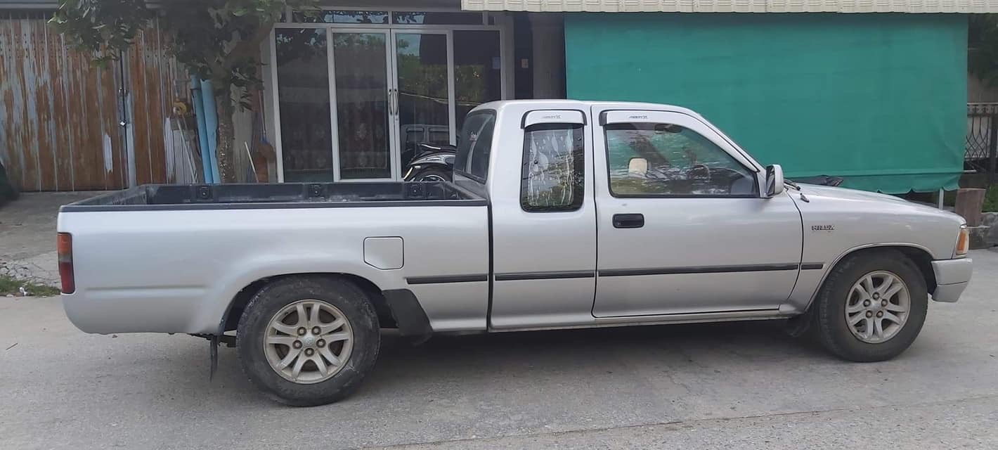 Toyota Hilux Mighty-x ปี 1995 สีเงิน (รูปที่ 7)