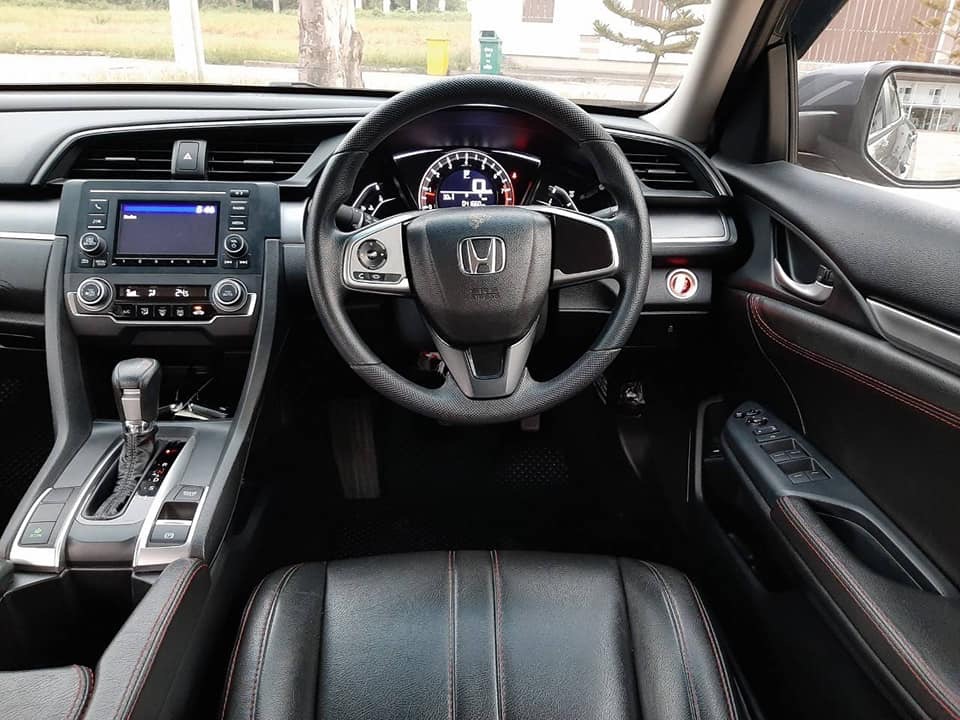 Honda Civic Sedan ปี 2017 สีเทา (รูปที่ 12)