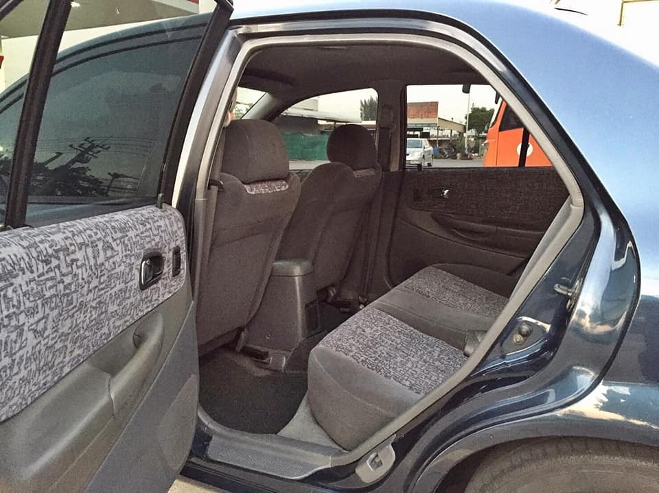 Ford Laser ปี 2000 สีน้ำเงิน (รูปที่ 13)