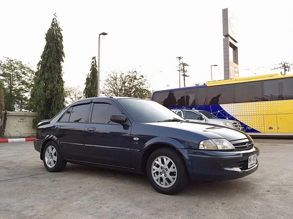 Ford Laser ปี 2000 สีน้ำเงิน (รูปที่ 2)