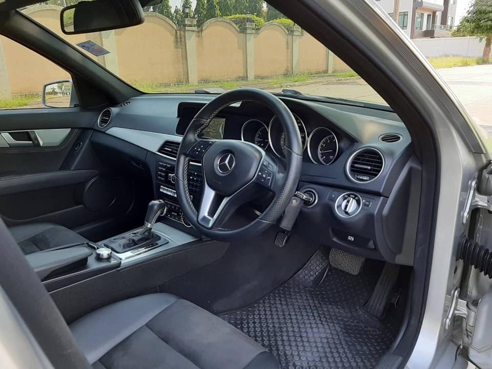 Mercedes-Benz C-Class W204 C200 ปี 2014 สีเงิน (รูปที่ 4)