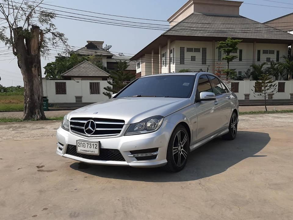 Mercedes-Benz C-Class W204 C200 ปี 2014 สีเงิน