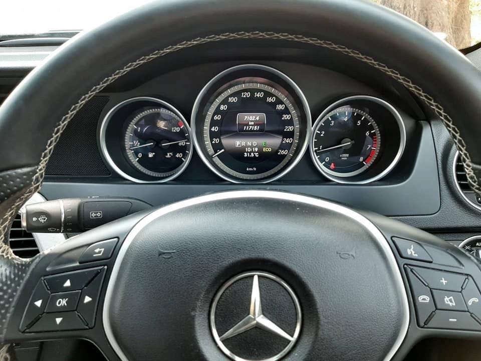 Mercedes-Benz C-Class W204 C200 ปี 2014 สีเงิน (รูปที่ 8)