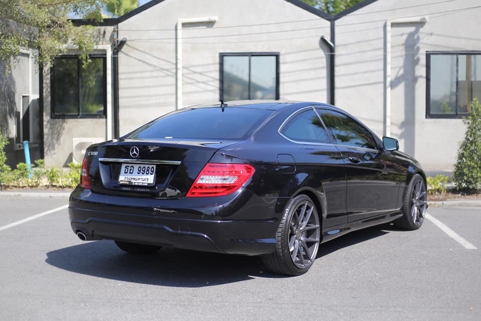 Mercedes-Benz C-Class C204 C180 ปี 2013 สีดำ (รูปที่ 8)
