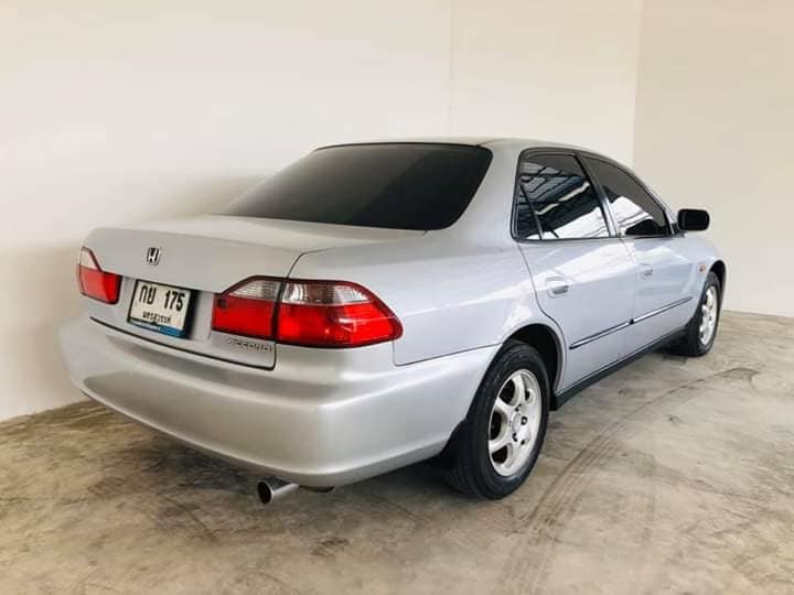 Honda Accord Gen 6 (งูเห่า) ปี 2002 สีเงิน (รูปที่ 2)