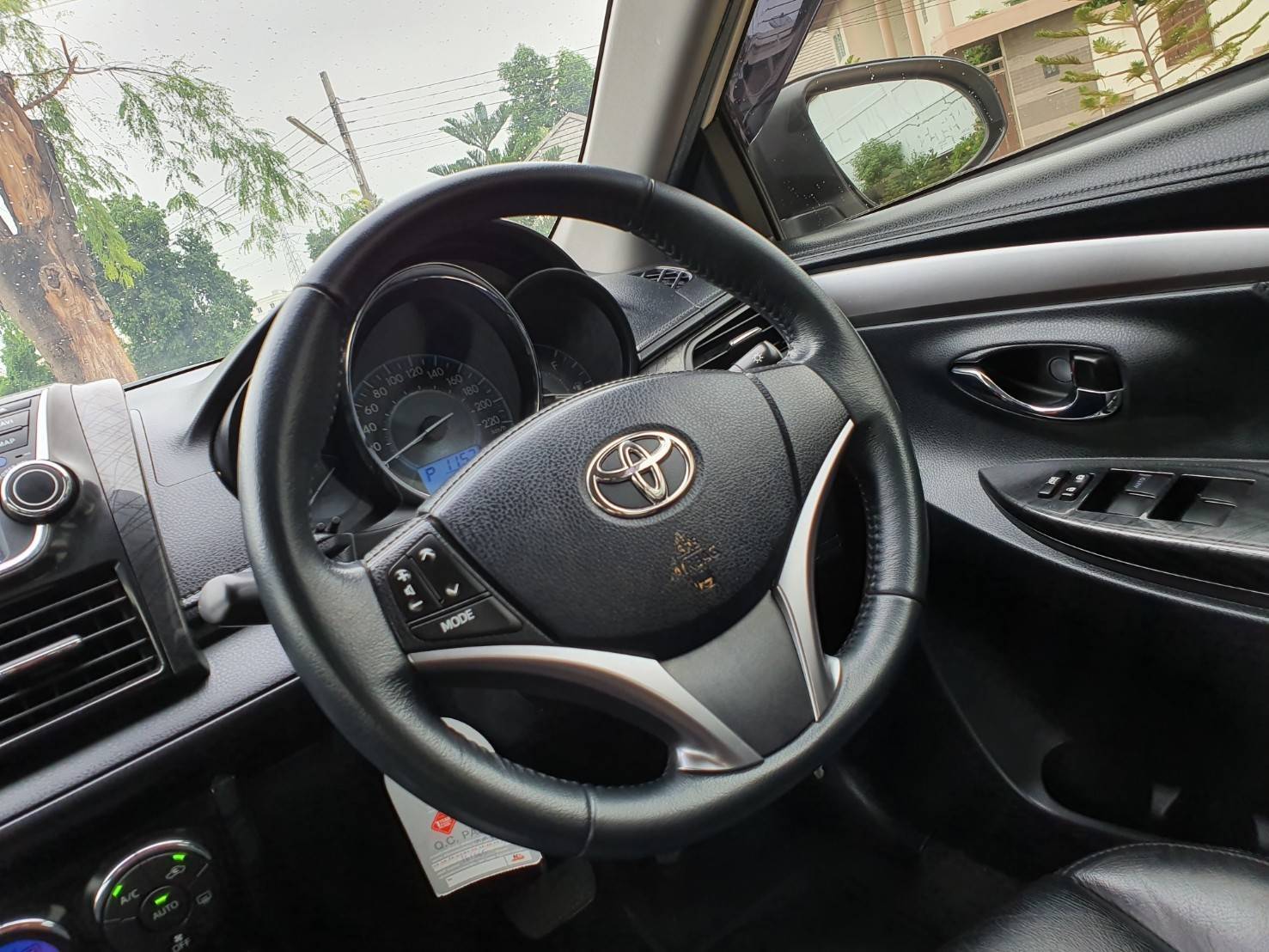 Toyota Vios ปี 2013 สีขาว (รูปที่ 7)