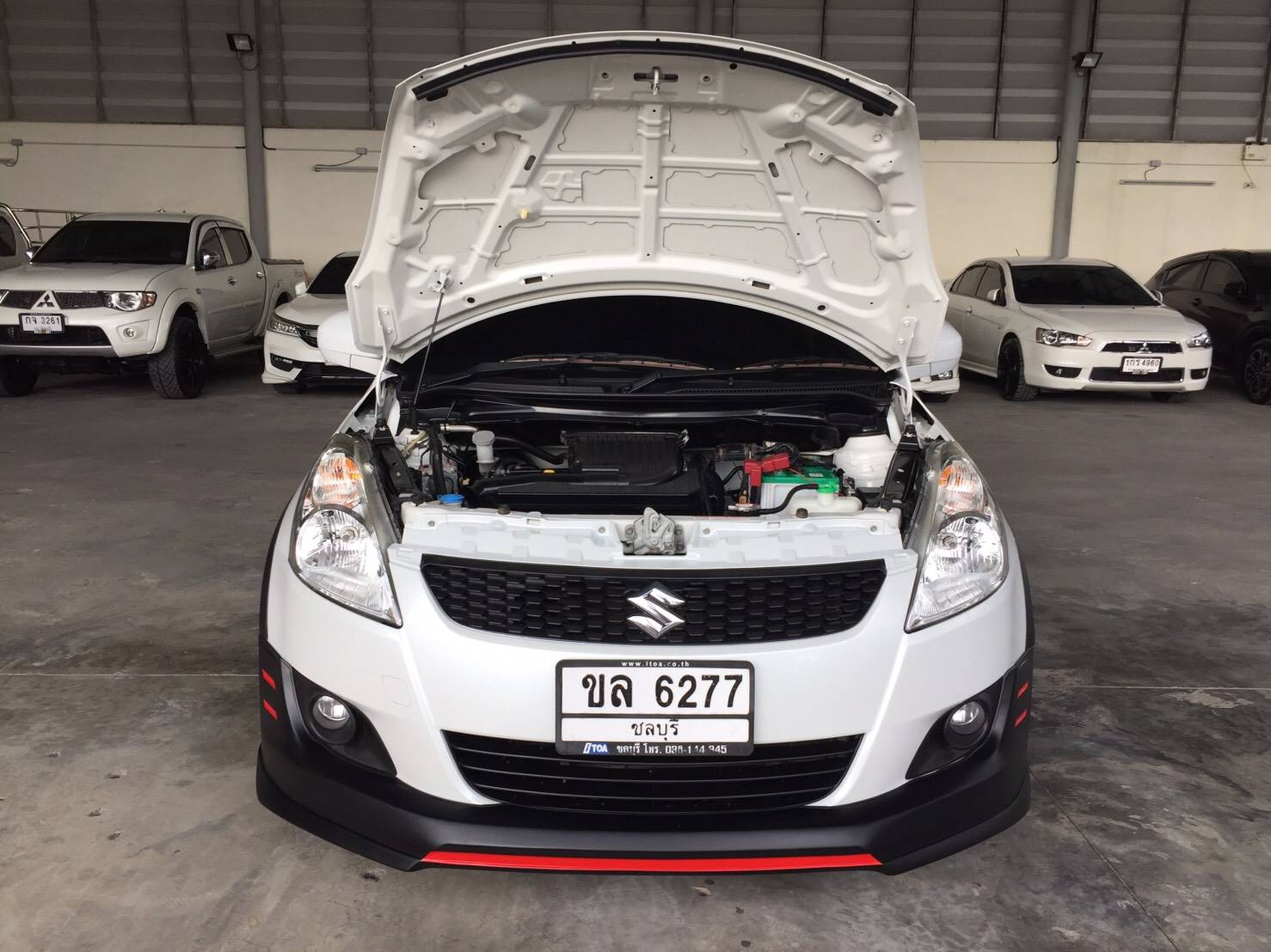 Suzuki Swift ปี 2015 สีขาว (รูปที่ 13)