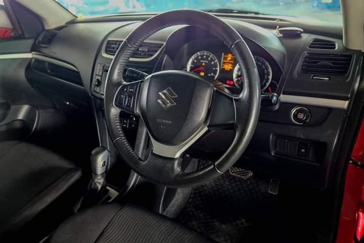 Suzuki Swift ปี 2013 สีแดง (รูปที่ 4)