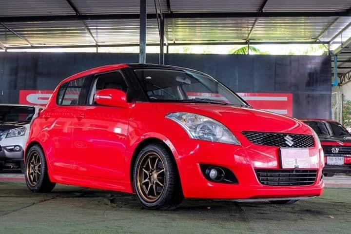 Suzuki Swift ปี 2013 สีแดง
