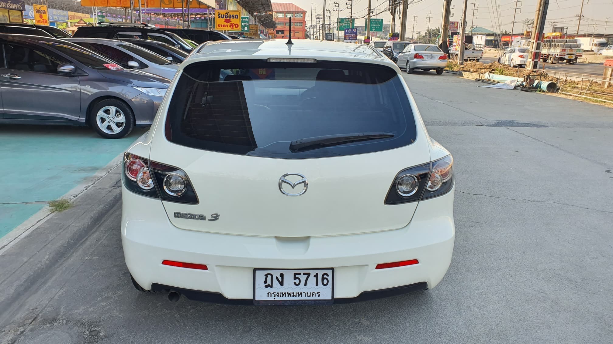Mazda 3 ปี 2007 สีขาว (รูปที่ 5)