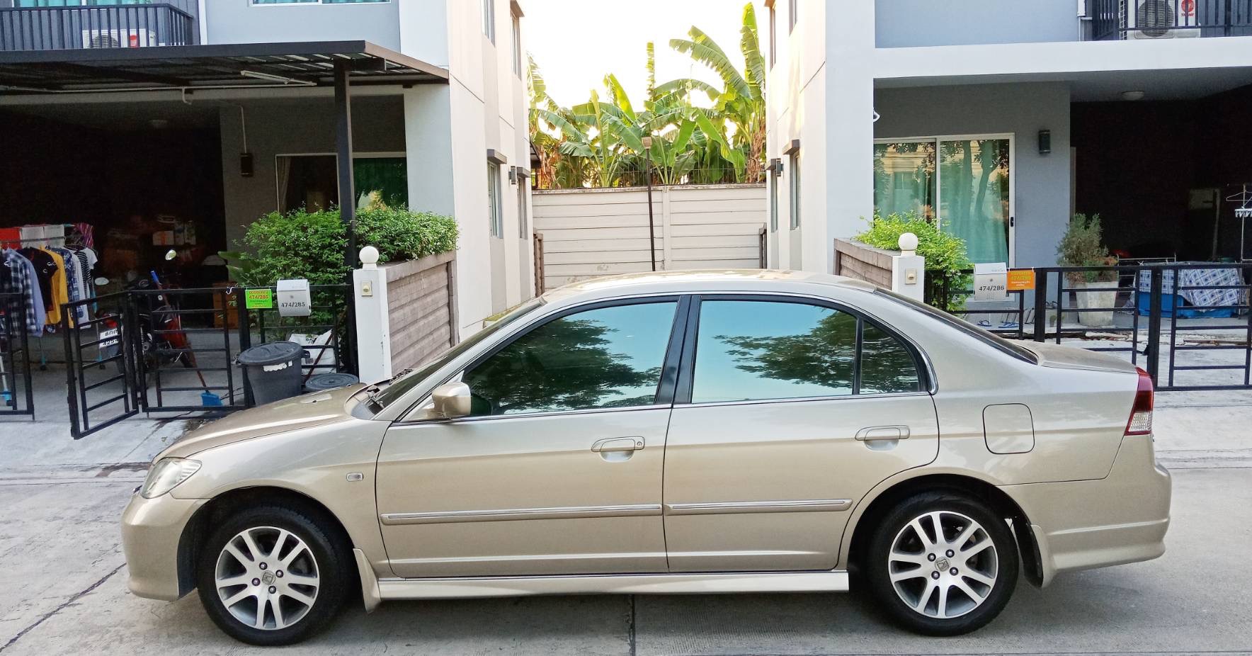 Honda Civic ES (Dimension) โฉม ตาเหยี่ยว ปี 2004 สีทอง (รูปที่ 12)