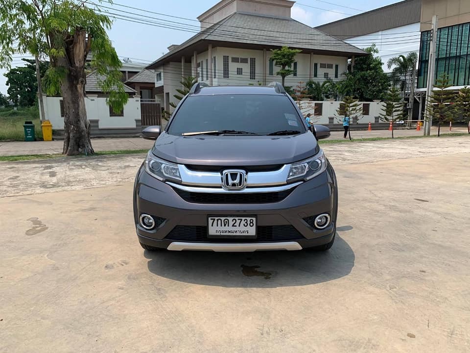 Honda BR-V ปี 2018 สีเทา (รูปที่ 13)