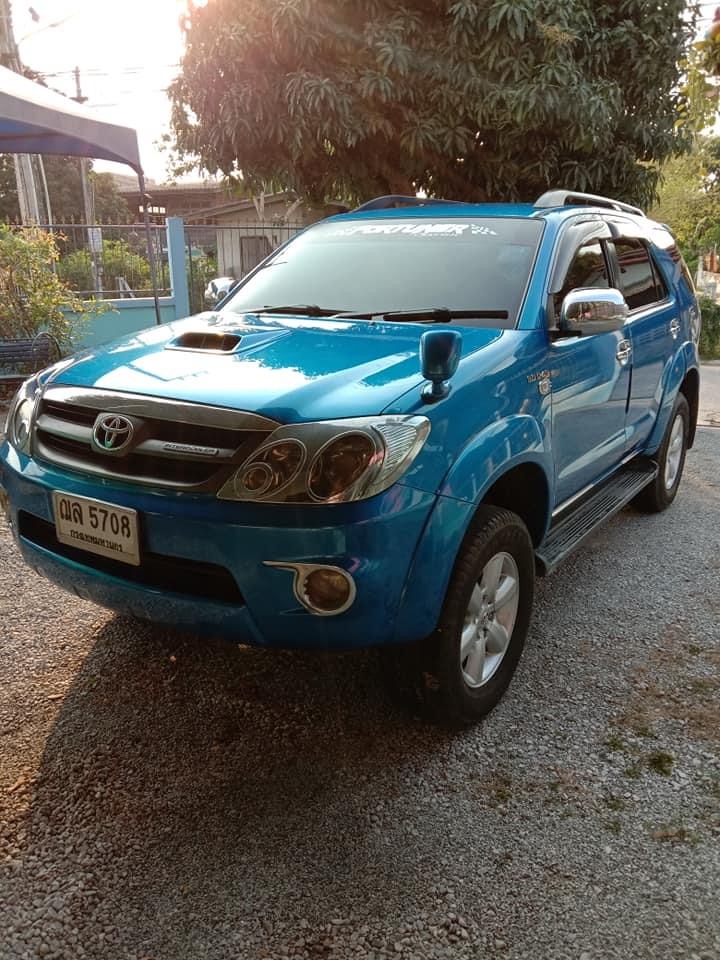 Toyota Fortuner ปี 2005