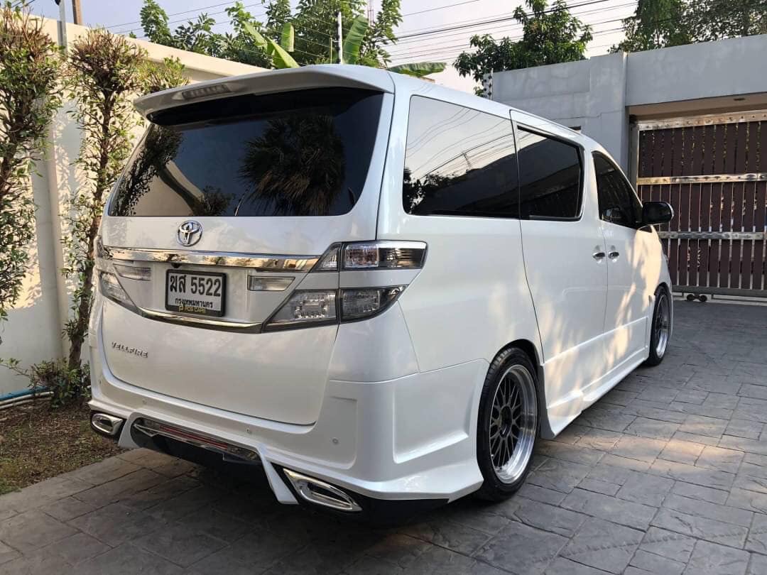 Toyota Vellfire ปี 2014 สีขาว (รูปที่ 4)