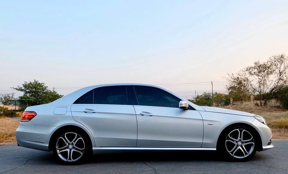 Mercedes-Benz E-Class W212 E200 ปี 2016 สีเงิน (รูปที่ 4)