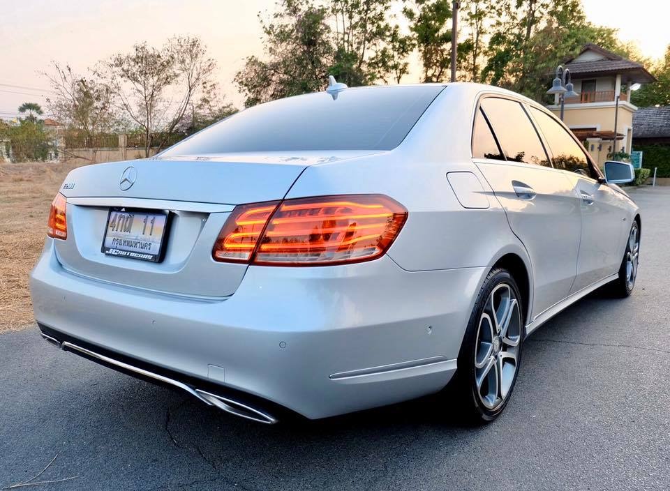 Mercedes-Benz E-Class W212 E200 ปี 2016 สีเงิน (รูปที่ 6)