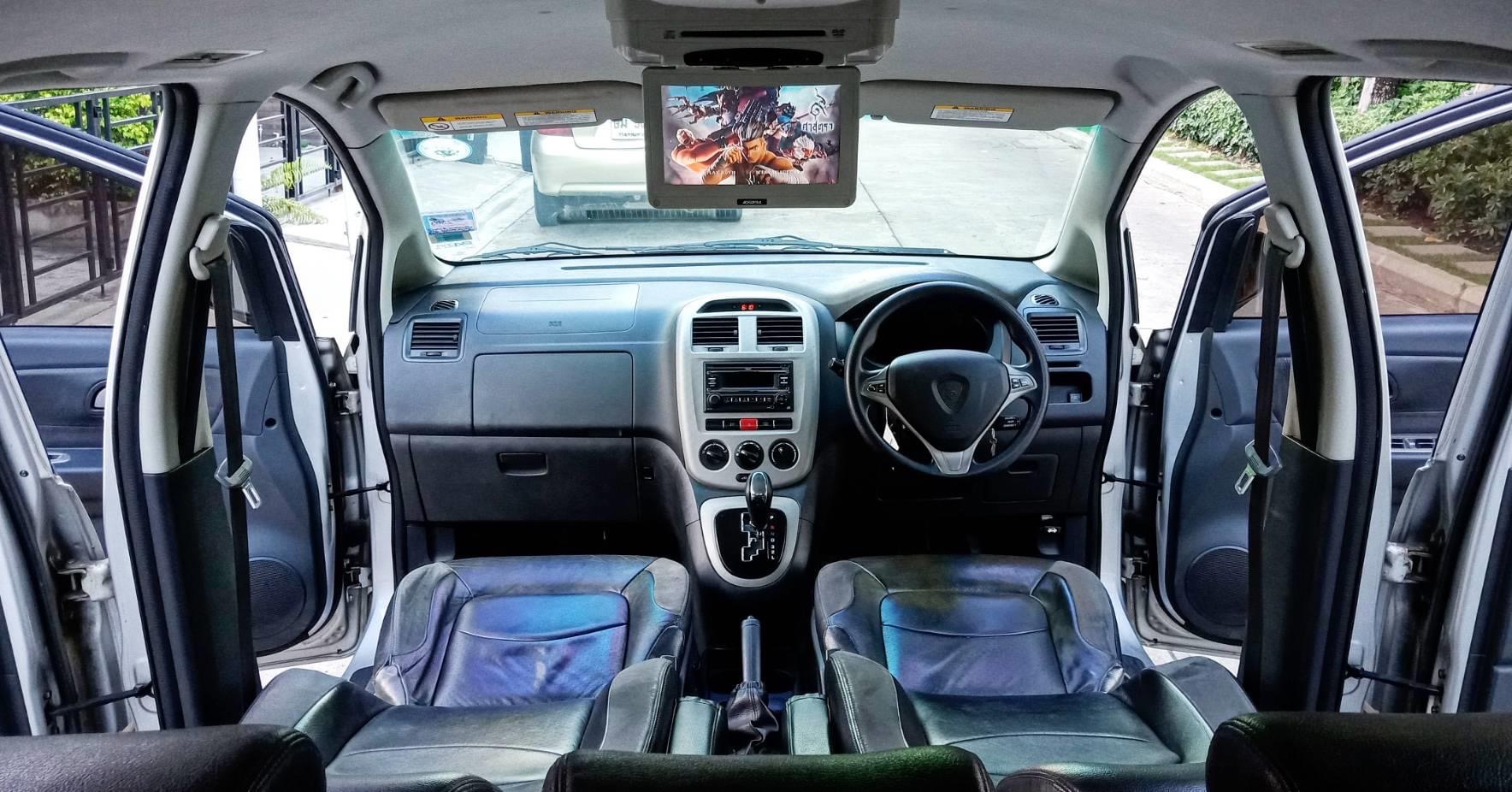 Proton Exora ปี 2011 สีเงิน (รูปที่ 5)