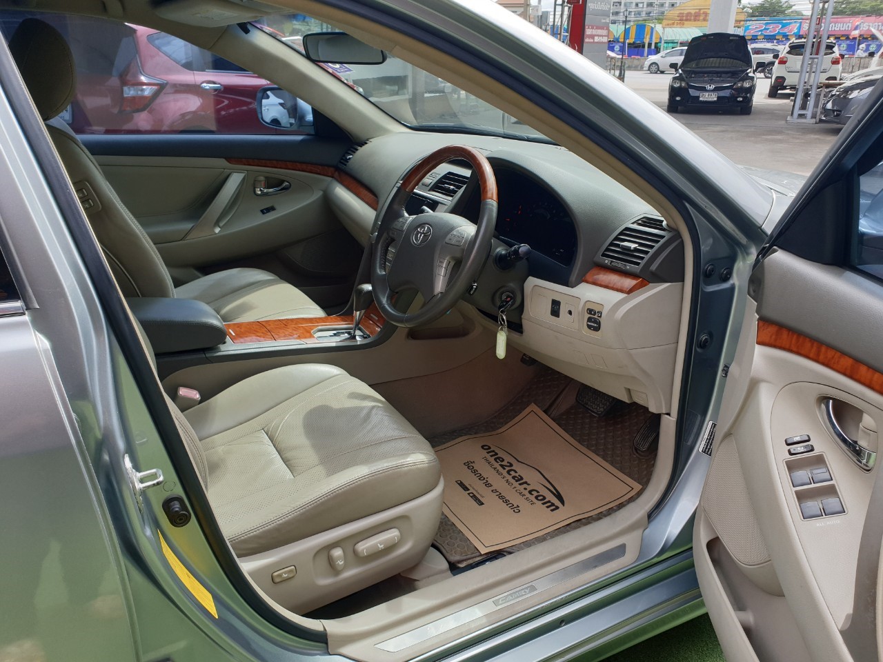 Toyota Camry 2.0G (รูปที่ 8)