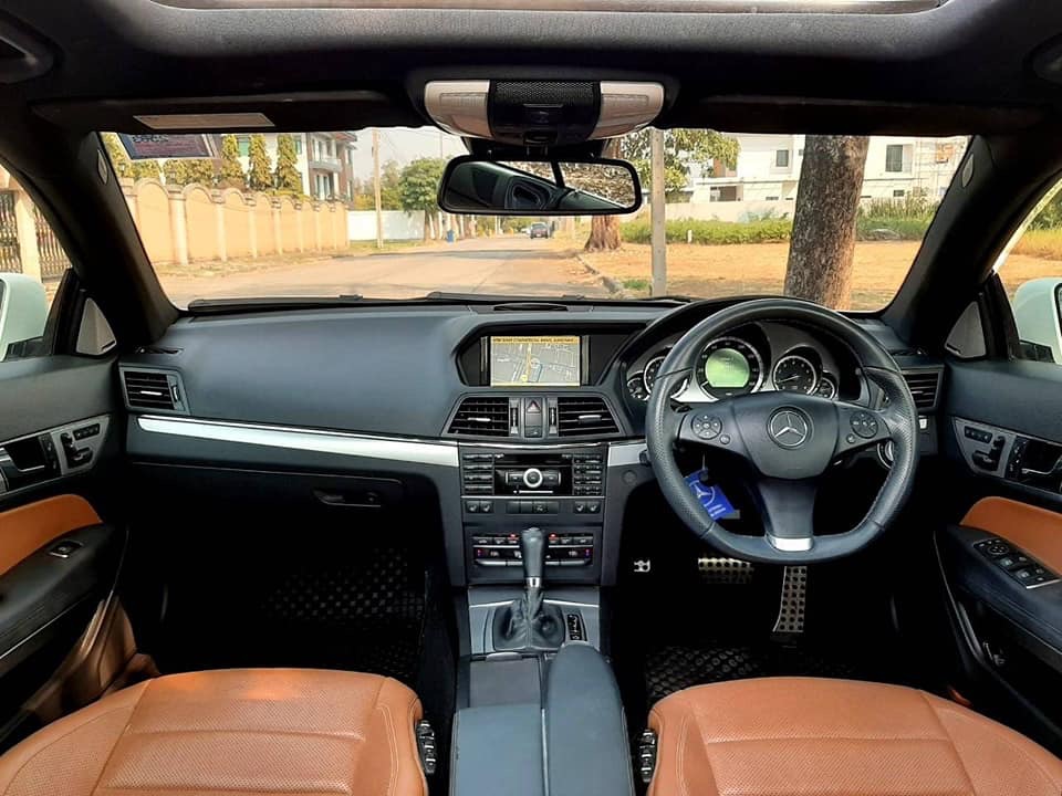 Mercedes-Benz C207 E250 ปี 2011 สีขาว (รูปที่ 4)