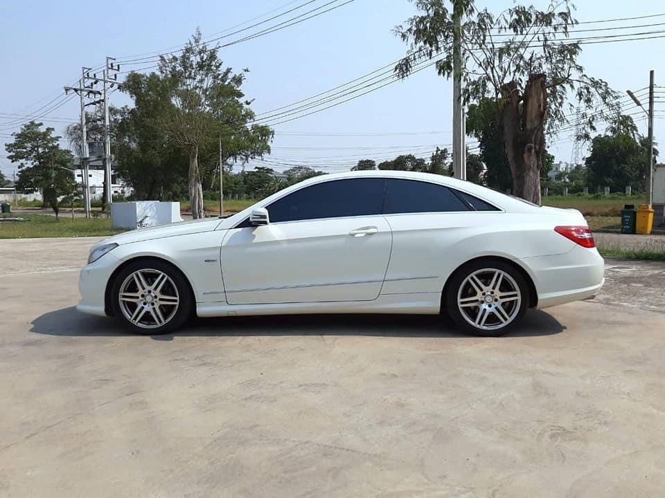 Mercedes-Benz C207 E250 ปี 2011 สีขาว (รูปที่ 3)