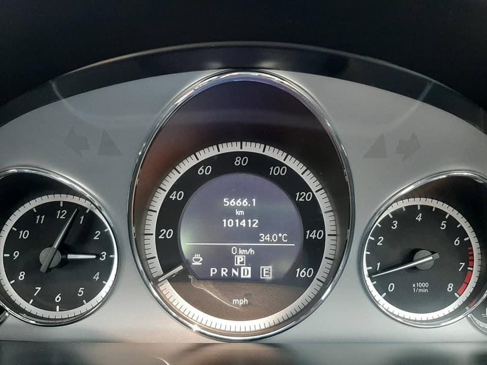Mercedes-Benz C207 E250 ปี 2011 สีขาว (รูปที่ 13)